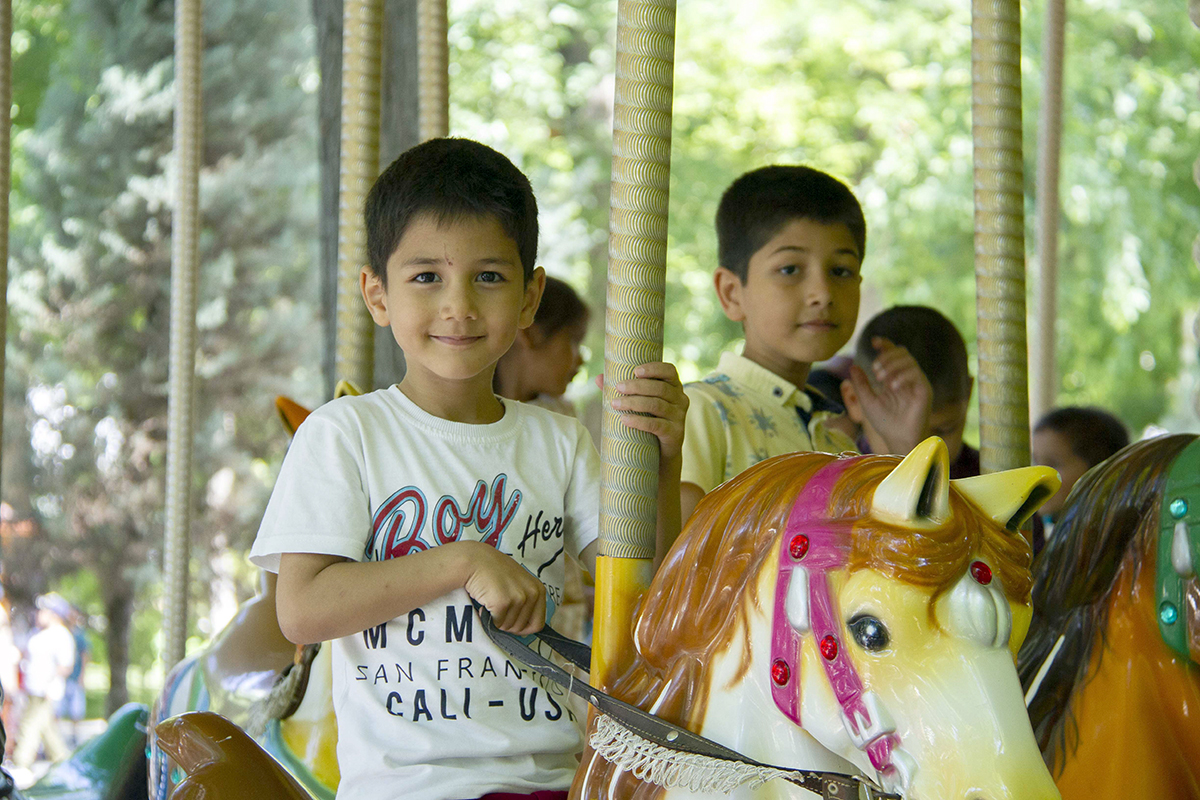 Children's holiday in Ashgabat park